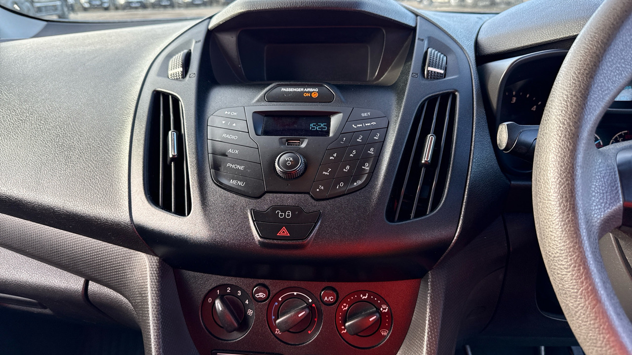 Automobil FORD GRAND TOURNEO CONNECT 1.5 TDCI: slika 7