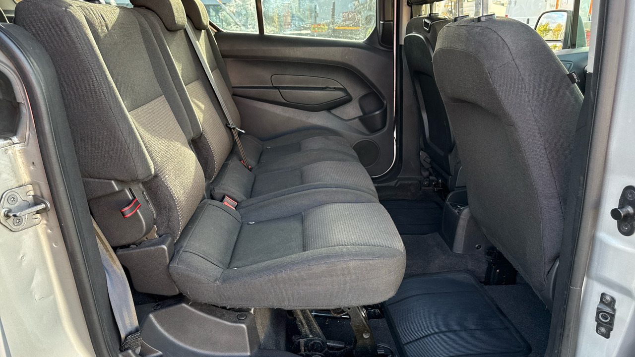 Automobil FORD GRAND TOURNEO CONNECT 1.5 TDCI: slika 14