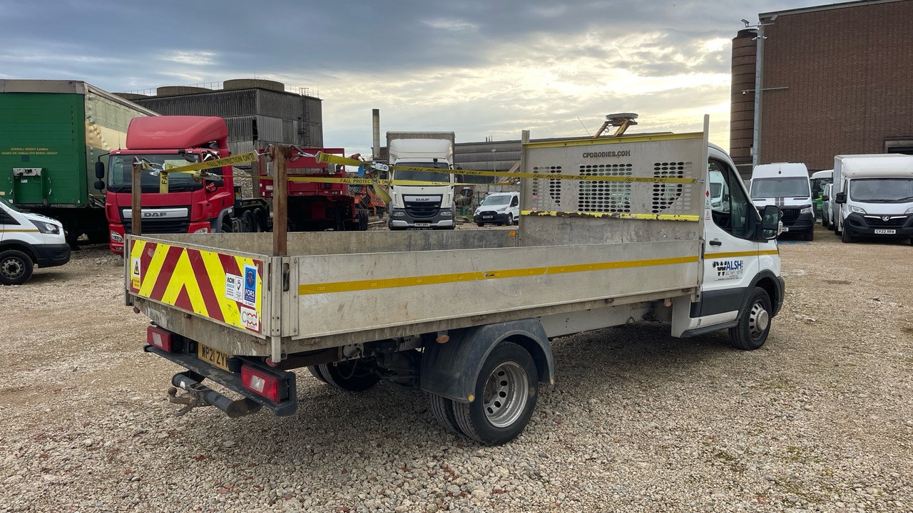 FORD TRANSIT 350 2.0 ECOBLUE 130PS - Dostavno vozilo s ravnom platformom: slika 4 FORD TRANSIT 350 2.0 ECOBLUE 130PS - Dostavno vozilo s ravnom platformom: slika 4