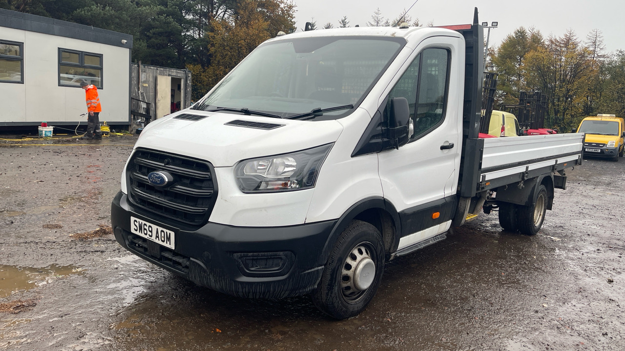 FORD TRANSIT 350 2.0 TDCi 130PS LEADER - Dostavno vozilo s ravnom platformom: slika 2 FORD TRANSIT 350 2.0 TDCi 130PS LEADER - Dostavno vozilo s ravnom platformom: slika 2