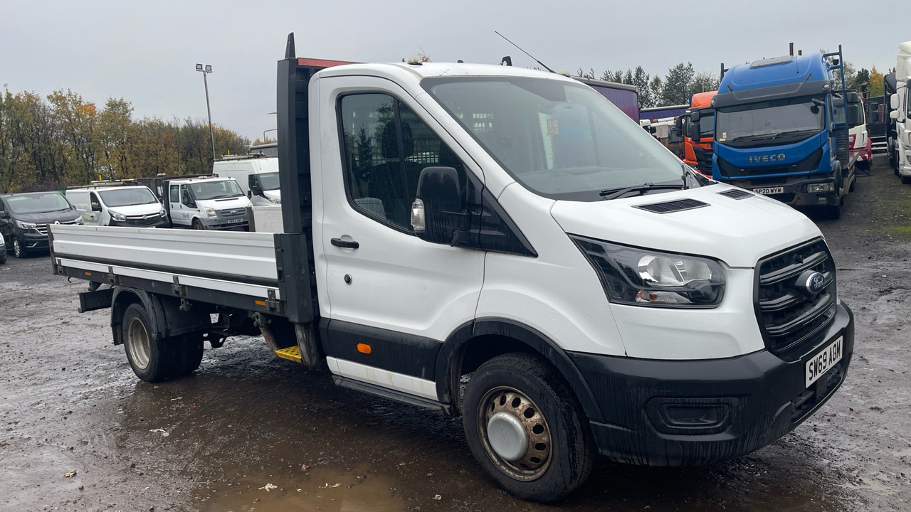 FORD TRANSIT 350 2.0 TDCi 130PS LEADER - Dostavno vozilo s ravnom platformom: slika 1 FORD TRANSIT 350 2.0 TDCi 130PS LEADER - Dostavno vozilo s ravnom platformom: slika 1