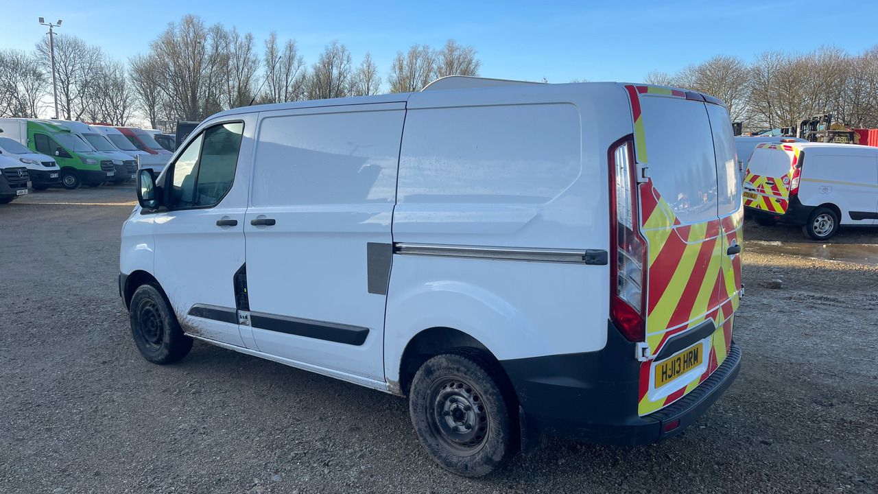 FORD TRANSIT CUSTOM 270 2.2 TDCi 100ps - Mali kombi: slika 3 FORD TRANSIT CUSTOM 270 2.2 TDCi 100ps - Mali kombi: slika 3