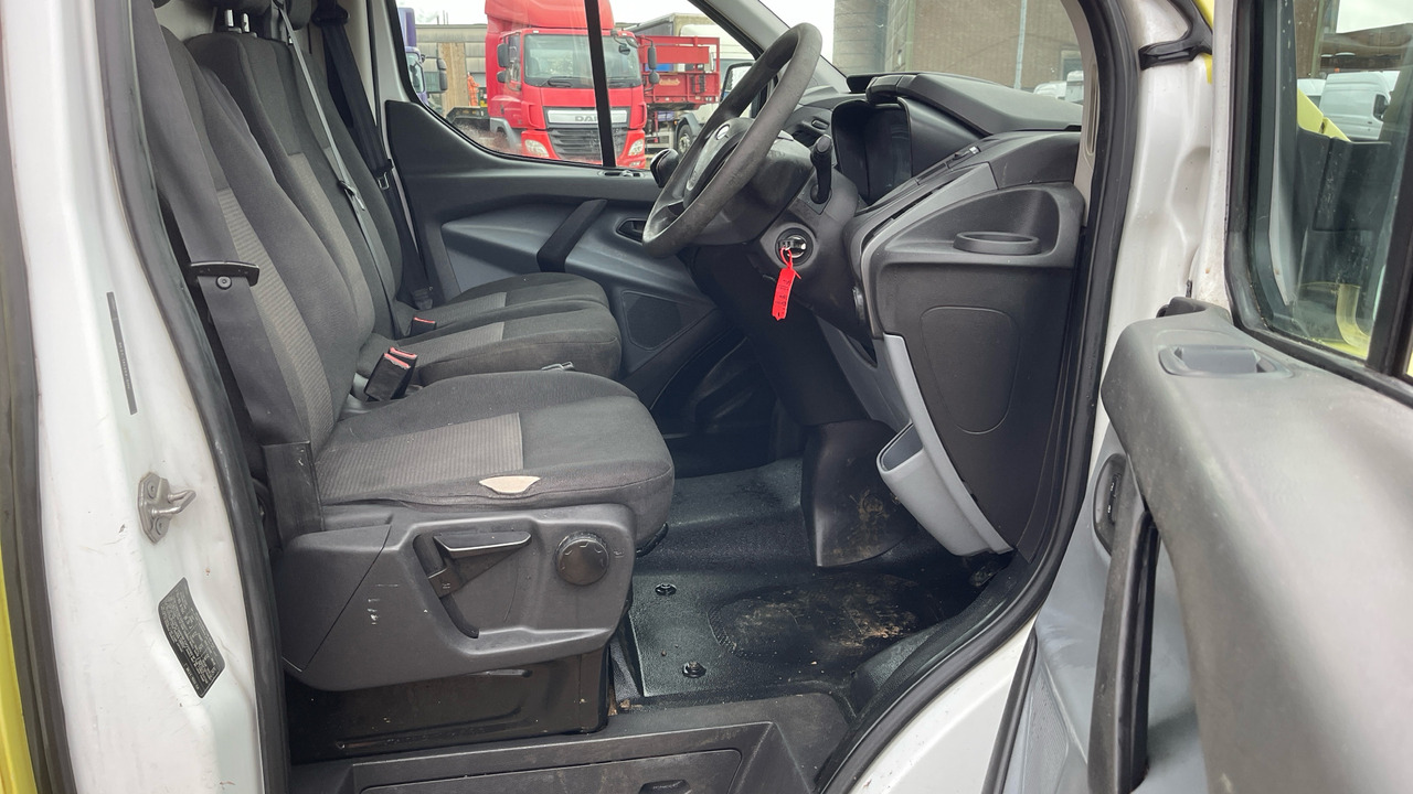 FORD TRANSIT CUSTOM 290 2.2 TDCI 125PS - Mali kombi: slika 5 FORD TRANSIT CUSTOM 290 2.2 TDCI 125PS - Mali kombi: slika 5