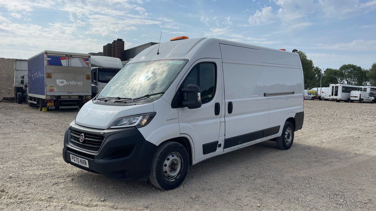 Fiat Ducato 2.3 MULTIJET 140 PS - Furgon: slika 2 Fiat Ducato 2.3 MULTIJET 140 PS - Furgon: slika 2