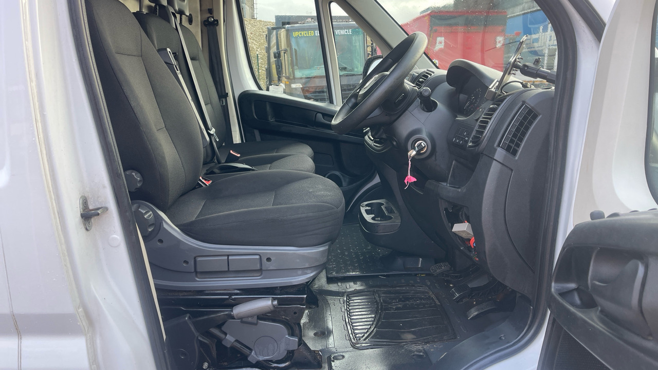 Fiat Ducato 35 MAXI 2.2 MULTI JET 140PS - Furgon: slika 5 Fiat Ducato 35 MAXI 2.2 MULTI JET 140PS - Furgon: slika 5