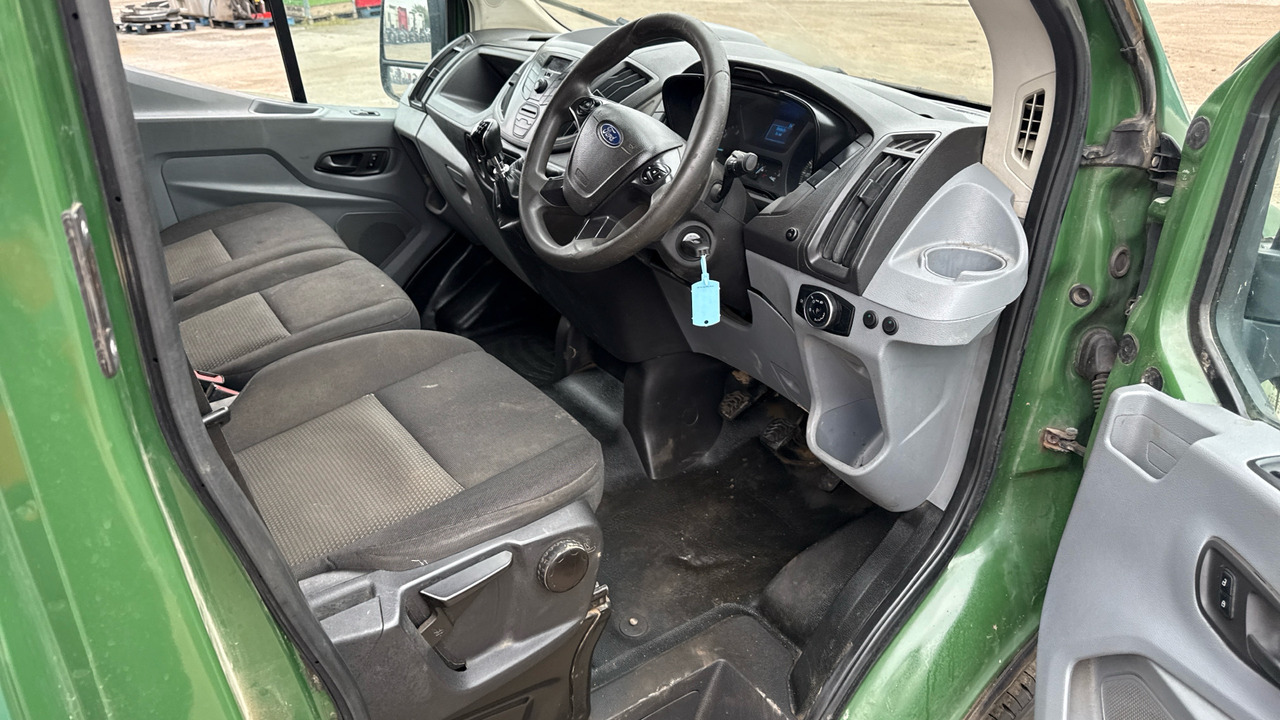 Ford Transit 350 2.0 TDCi 130ps - Furgon: slika 5 Ford Transit 350 2.0 TDCi 130ps - Furgon: slika 5