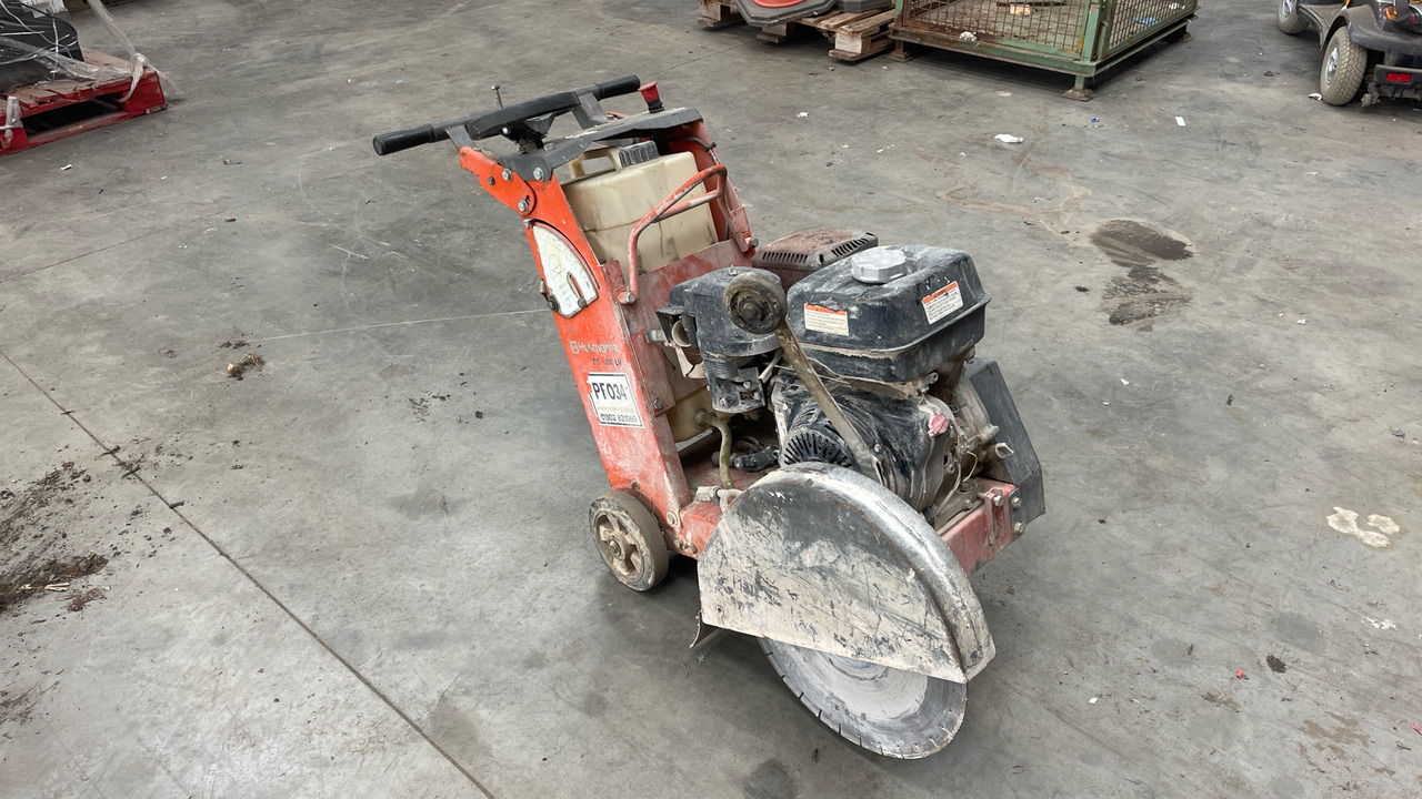HUSQVARNA TS400LV, FLOOR SAW, PETROL (UNTESTED) - Građevinska oprema: slika 4 HUSQVARNA TS400LV, FLOOR SAW, PETROL (UNTESTED) - Građevinska oprema: slika 4