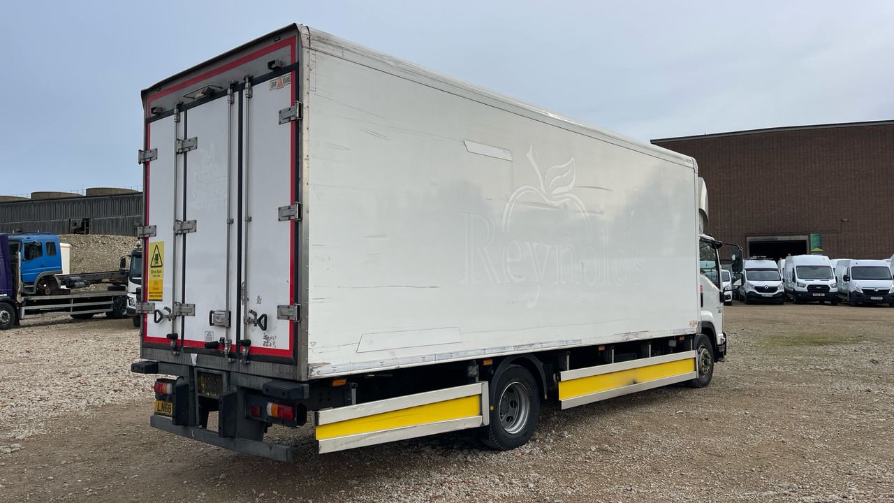 ISUZU F 135.240 - Hladnjača: slika 4 ISUZU F 135.240 - Hladnjača: slika 4