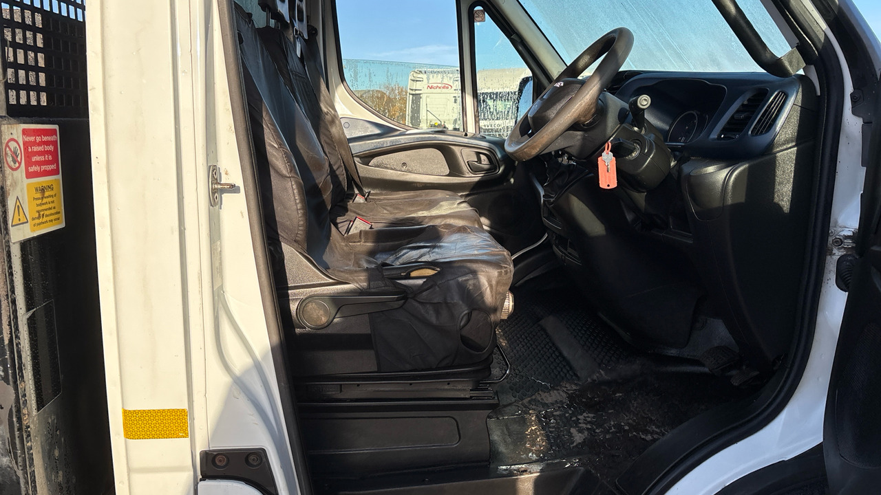 IVECO DAILY 72-180 - Istovarivač: slika 5 IVECO DAILY 72-180 - Istovarivač: slika 5