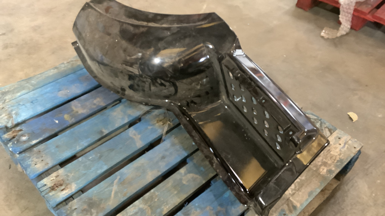 IVECO WHEEL ARCH & STEP - Građevinska oprema: slika 5 IVECO WHEEL ARCH & STEP - Građevinska oprema: slika 5