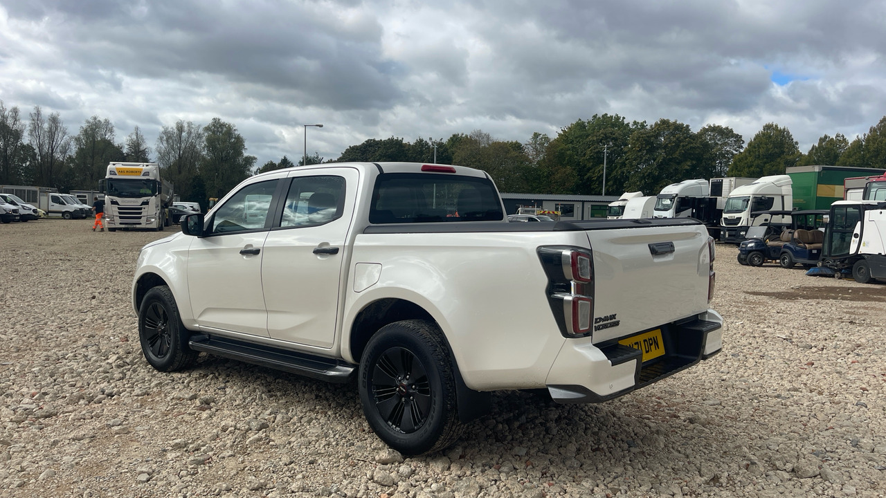 Isuzu D-Max 1.9 V-Cross - Pikap, Dostavno vozilo sa duplom kabinom: slika 3 Isuzu D-Max 1.9 V-Cross - Pikap, Dostavno vozilo sa duplom kabinom: slika 3