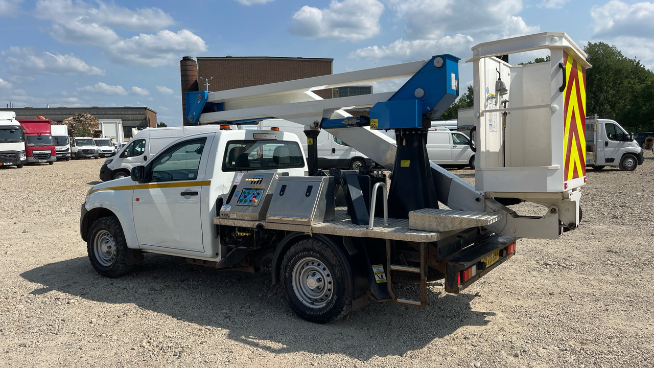 Isuzu D-Max - Vazdušna platforma montirana na kamion: slika 3 Isuzu D-Max - Vazdušna platforma montirana na kamion: slika 3