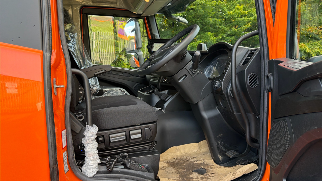 Iveco S-Way AD190S40/P CNG - Kamion sa golom šasijom i zatvorenom kabinom: slika 5 Iveco S-Way AD190S40/P CNG - Kamion sa golom šasijom i zatvorenom kabinom: slika 5
