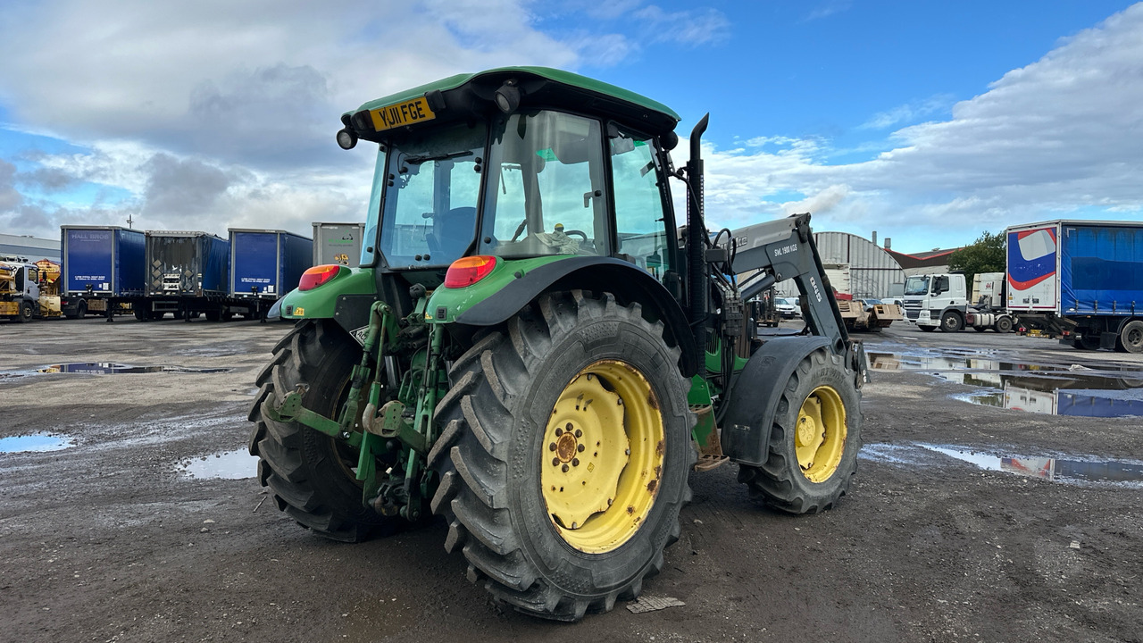 JOHN DEERE 5090R - Traktor: slika 4 JOHN DEERE 5090R - Traktor: slika 4