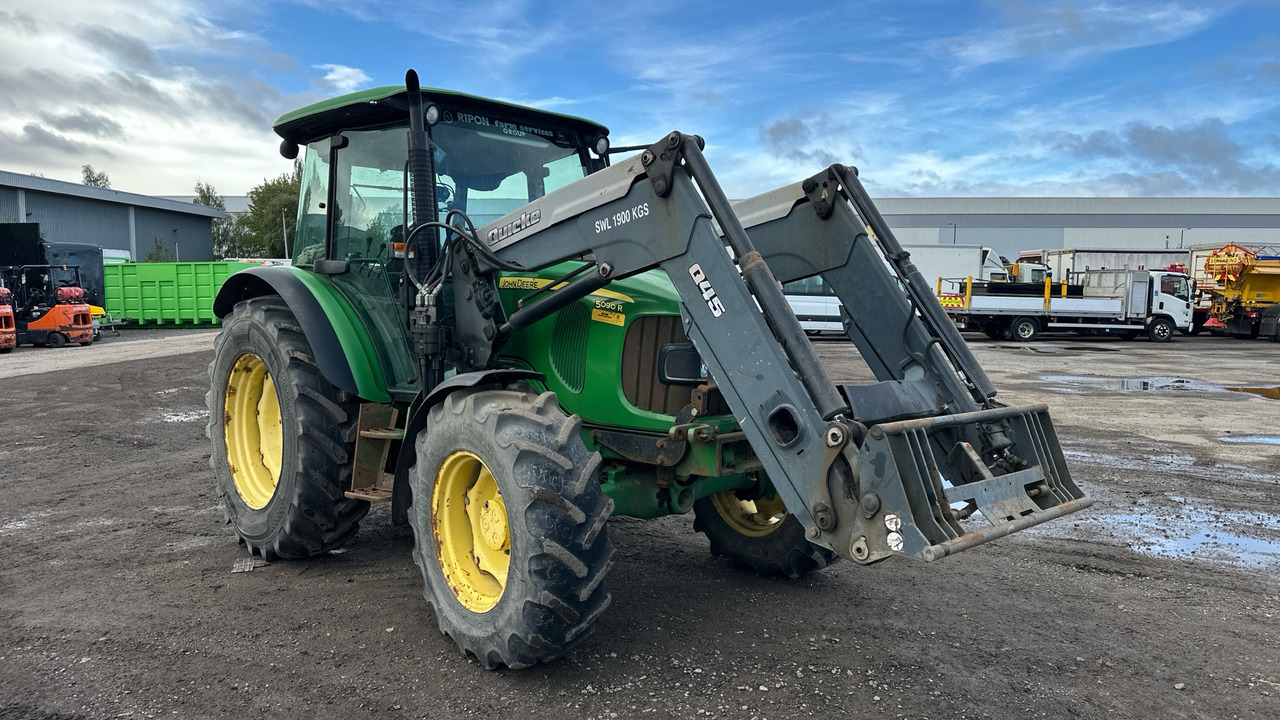 JOHN DEERE 5090R - Traktor: slika 1 JOHN DEERE 5090R - Traktor: slika 1