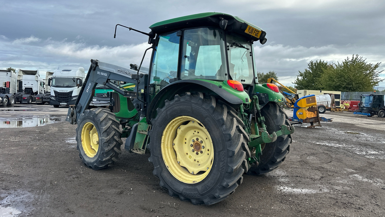 JOHN DEERE 5090R - Traktor: slika 3 JOHN DEERE 5090R - Traktor: slika 3