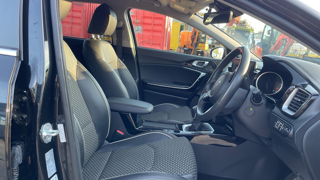 Kia Ceed 3 1.5 GDI ISG - Karavan: slika 5 Kia Ceed 3 1.5 GDI ISG - Karavan: slika 5