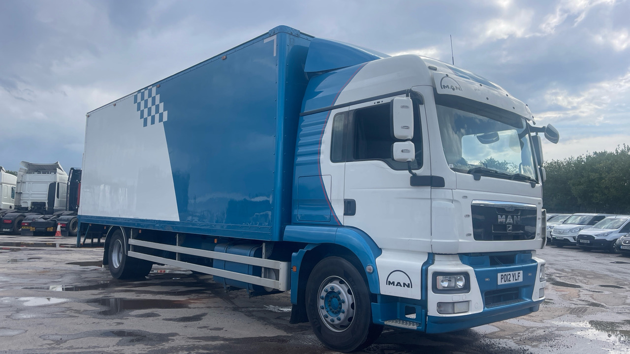 MAN TGM 18.250 - Kamion sa zatvorenim sandukom: slika 1 MAN TGM 18.250 - Kamion sa zatvorenim sandukom: slika 1