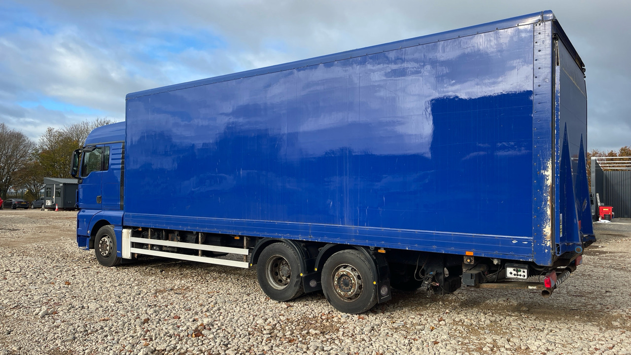 MAN TGX 26.440 - Kamion sa zatvorenim sandukom: slika 3 MAN TGX 26.440 - Kamion sa zatvorenim sandukom: slika 3