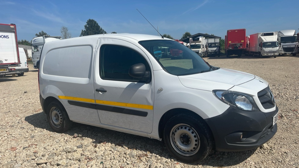 MERCEDES-BENZ CITAN 109 CDI - Furgon: slika 1 MERCEDES-BENZ CITAN 109 CDI - Furgon: slika 1