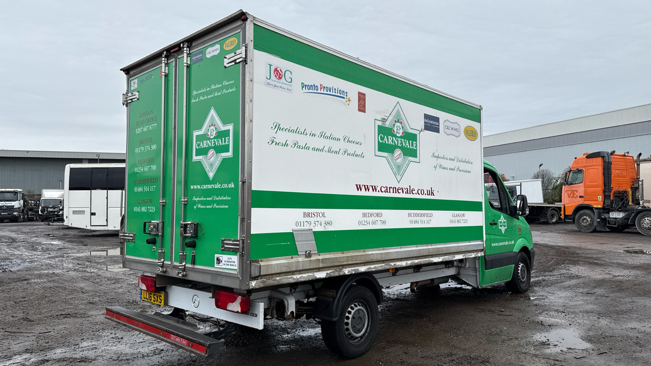 MERCEDES-BENZ SPRINTER 313 CDI - Kamion sa golom šasijom i zatvorenom kabinom: slika 4 MERCEDES-BENZ SPRINTER 313 CDI - Kamion sa golom šasijom i zatvorenom kabinom: slika 4