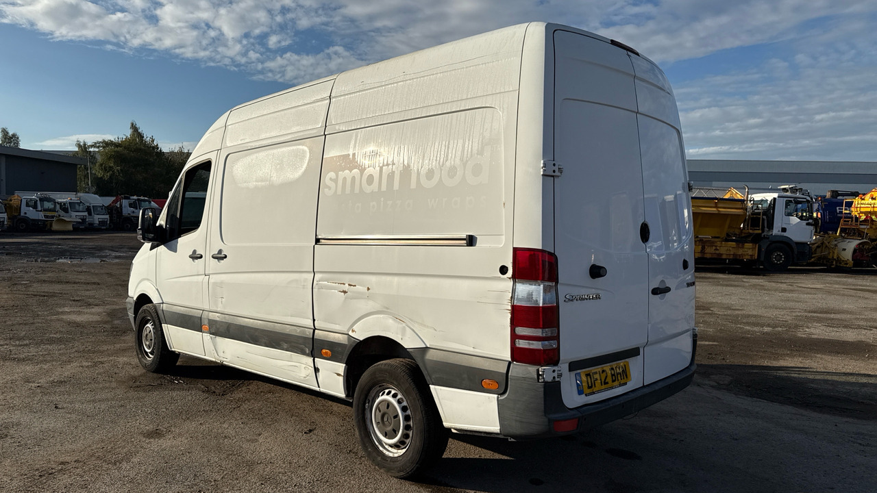 MERCEDES-BENZ SPRINTER 313 CDI - Dostavno vozilo hladnjača: slika 3 MERCEDES-BENZ SPRINTER 313 CDI - Dostavno vozilo hladnjača: slika 3