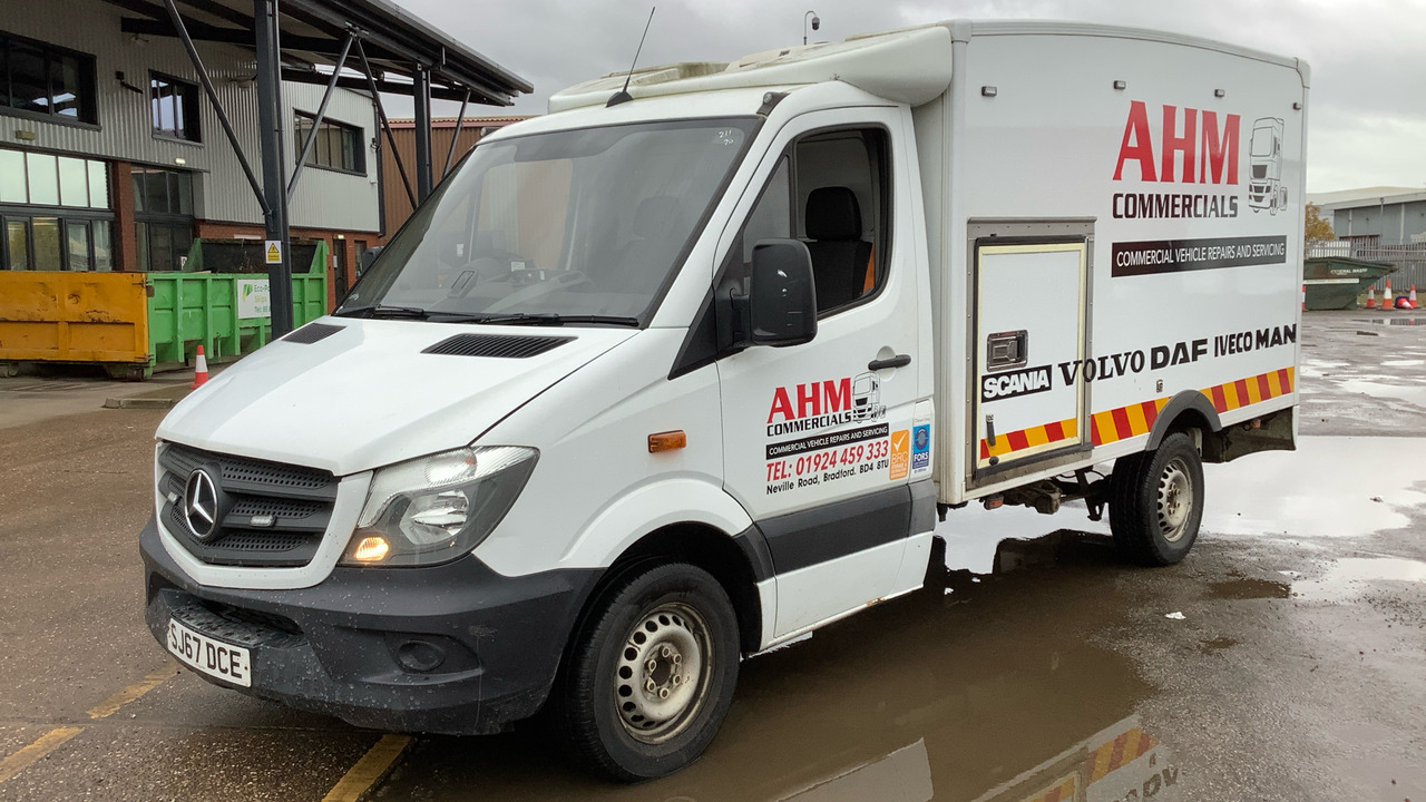 MERCEDES-BENZ SPRINTER 314 CDI - Dostavno vozilo hladnjača: slika 2 MERCEDES-BENZ SPRINTER 314 CDI - Dostavno vozilo hladnjača: slika 2