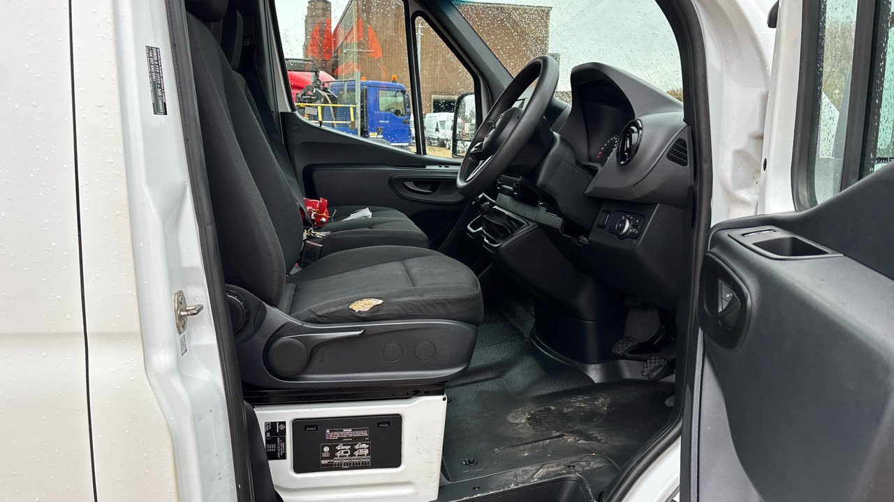 MERCEDES-BENZ SPRINTER 314 CDI - Furgon: slika 5 MERCEDES-BENZ SPRINTER 314 CDI - Furgon: slika 5