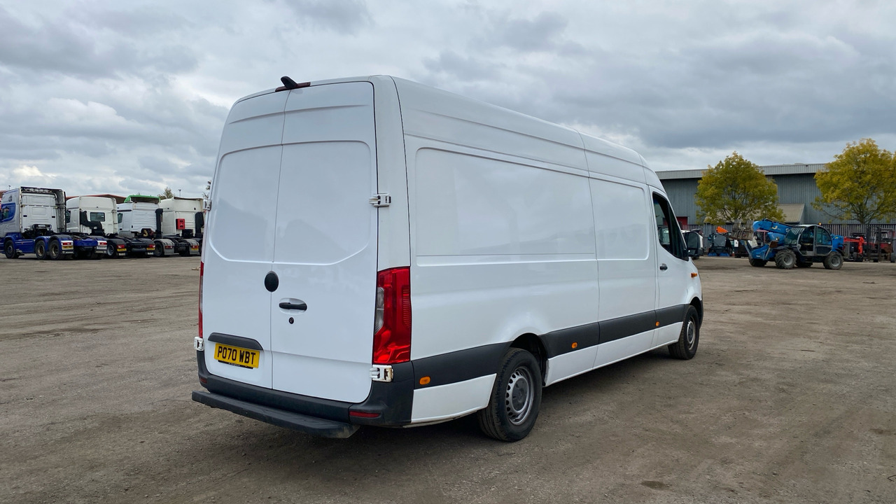 MERCEDES-BENZ SPRINTER 315 CDI - Furgon: slika 4 MERCEDES-BENZ SPRINTER 315 CDI - Furgon: slika 4