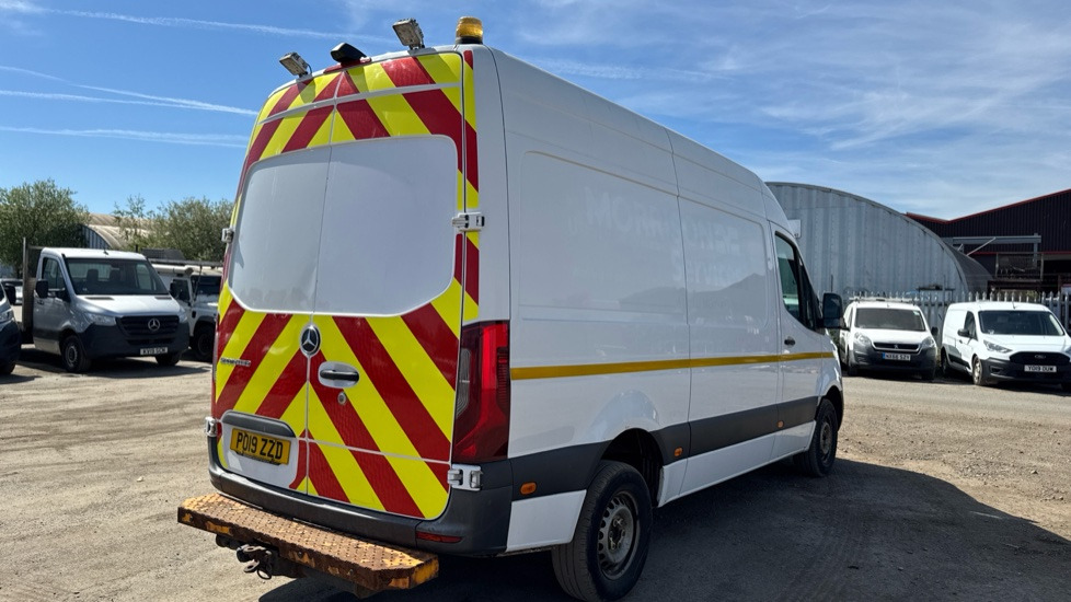 MERCEDES-BENZ SPRINTER 316 CDI - Furgon: slika 4 MERCEDES-BENZ SPRINTER 316 CDI - Furgon: slika 4