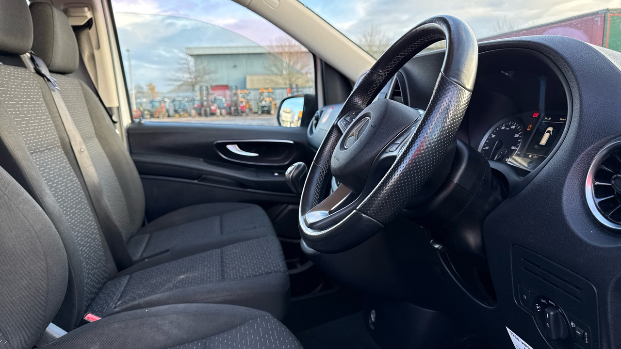 MERCEDES-BENZ VITO 114 CDI - Minibus, Putnički kombi: slika 5 MERCEDES-BENZ VITO 114 CDI - Minibus, Putnički kombi: slika 5