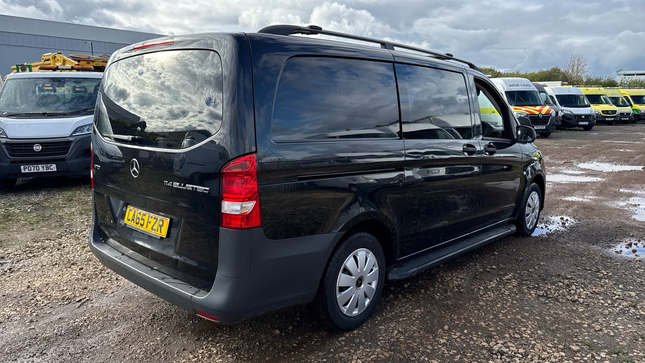 MERCEDES-BENZ VITO 114CDI BlueTec - Dostavno vozilo sa duplom kabinom: slika 4 MERCEDES-BENZ VITO 114CDI BlueTec - Dostavno vozilo sa duplom kabinom: slika 4