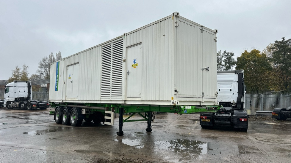 MITSUBISHI / MECC ALTE AKSA 1300KVA - Dostavno vozilo s ravnom platformom: slika 1 MITSUBISHI / MECC ALTE AKSA 1300KVA - Dostavno vozilo s ravnom platformom: slika 1