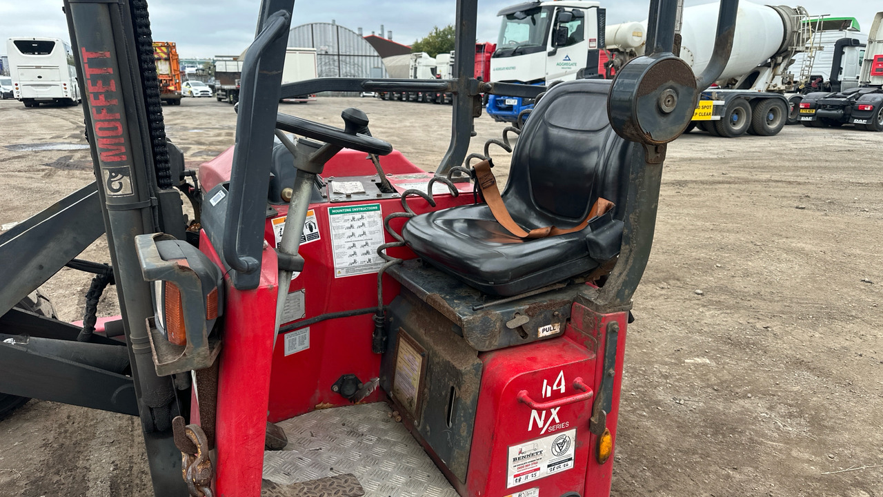 MOFFETT M4 20.3 - Prenosni viljuškar: slika 5 MOFFETT M4 20.3 - Prenosni viljuškar: slika 5