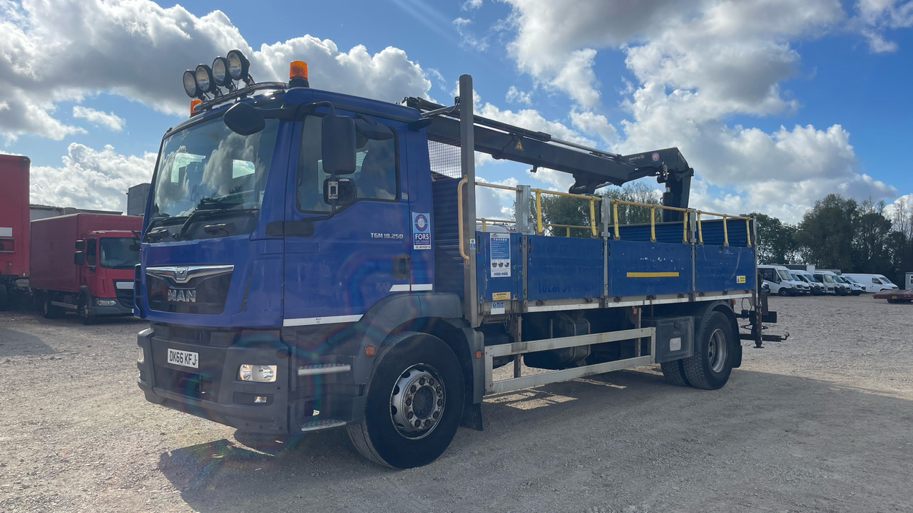 Man TGM 18.250 - Kamion sa tovarnim sandukom, Kamion sa dizalicom: slika 2 Man TGM 18.250 - Kamion sa tovarnim sandukom, Kamion sa dizalicom: slika 2