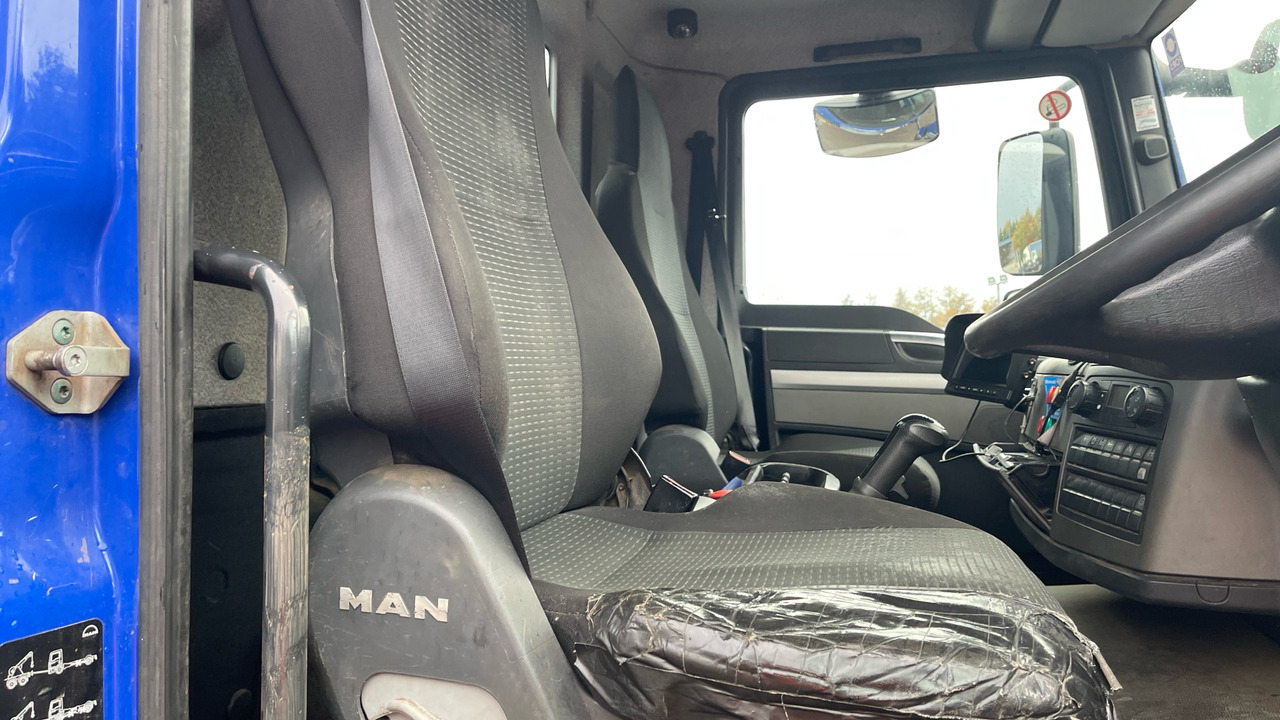 Man TGM 18.250 - Kamion sa tovarnim sandukom, Kamion sa dizalicom: slika 5 Man TGM 18.250 - Kamion sa tovarnim sandukom, Kamion sa dizalicom: slika 5