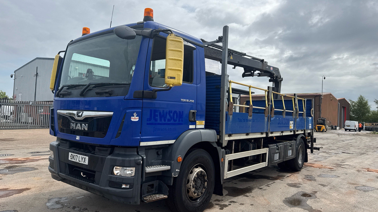 Man TGM 18.250 - Kamion sa tovarnim sandukom, Kamion sa dizalicom: slika 2 Man TGM 18.250 - Kamion sa tovarnim sandukom, Kamion sa dizalicom: slika 2