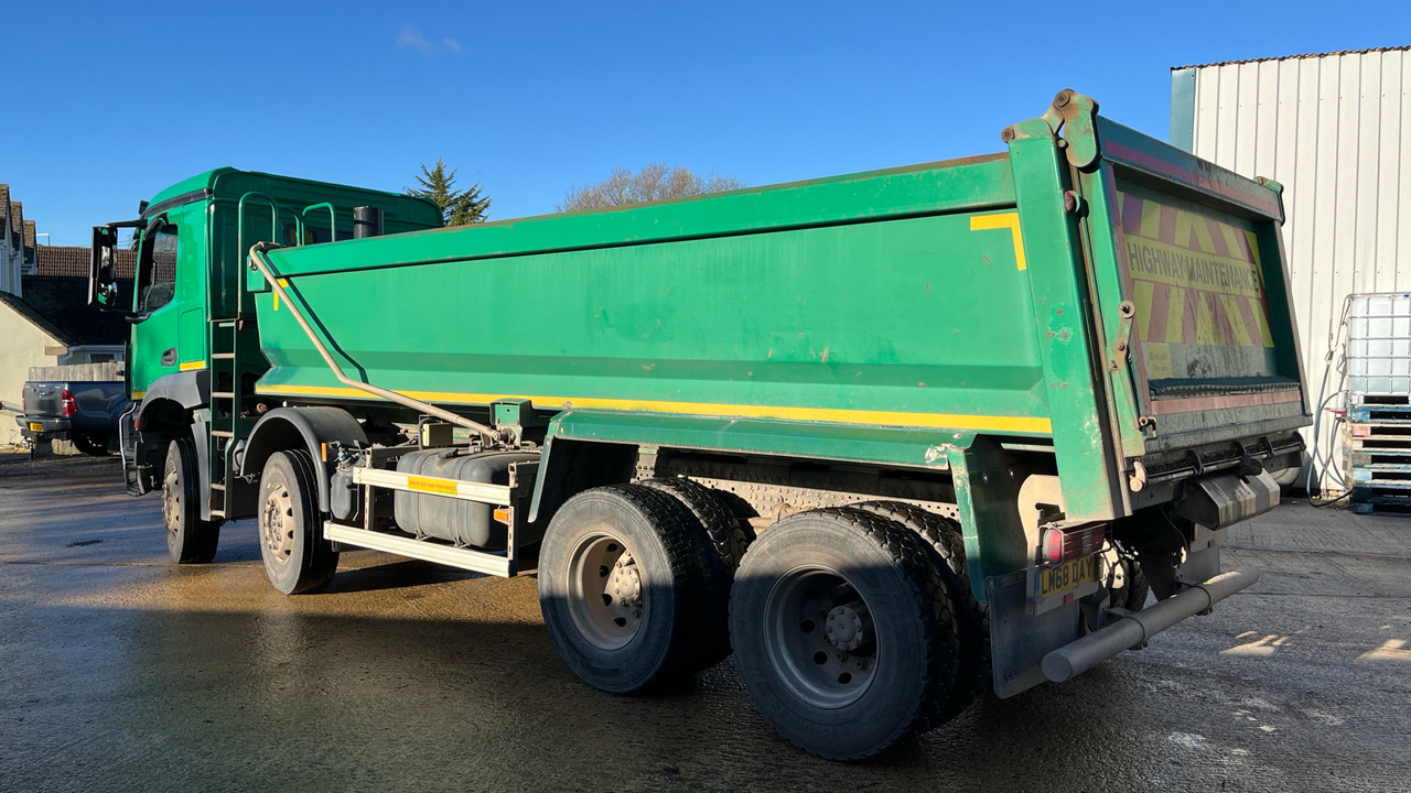 Mercedes-Benz Arocs 3240 - Istovarivač: slika 3 Mercedes-Benz Arocs 3240 - Istovarivač: slika 3