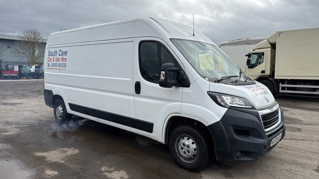 PEUGEOT BOXER 335 2.2 BLUEHDI 140PS - Furgon: slika 1 PEUGEOT BOXER 335 2.2 BLUEHDI 140PS - Furgon: slika 1