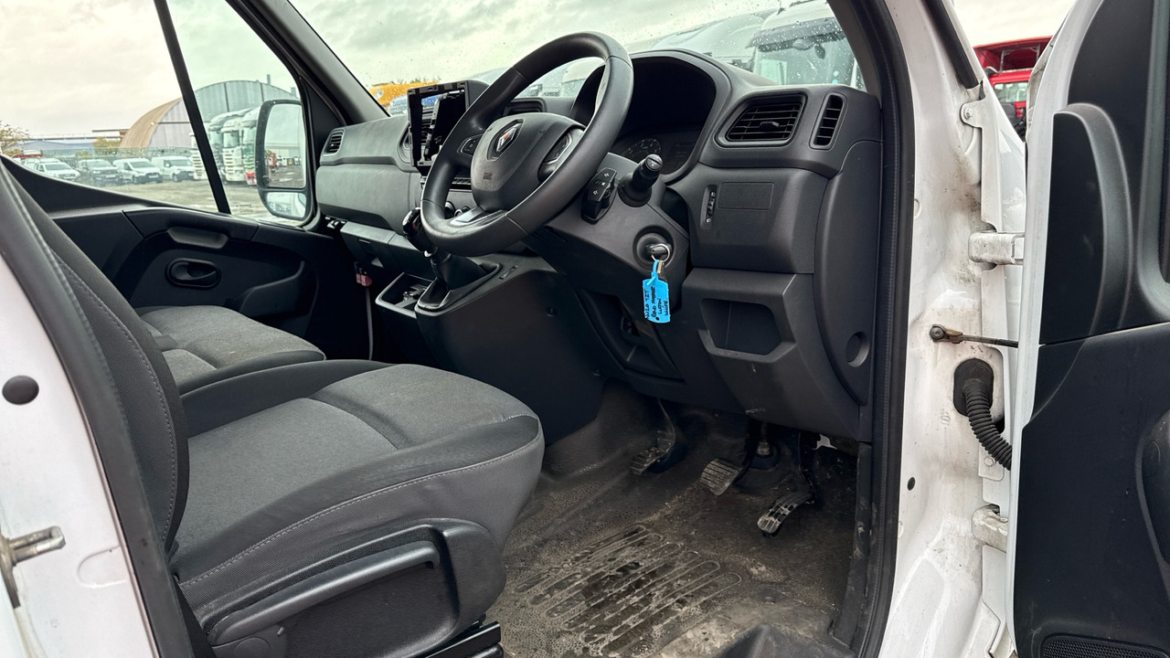 RENAULT MASTER LL35 DCI - Dostavno vozilo sa zatvorenim sandukom: slika 5 RENAULT MASTER LL35 DCI - Dostavno vozilo sa zatvorenim sandukom: slika 5