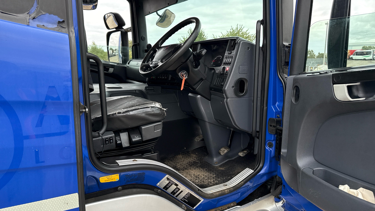 SCANIA P 230 - Kamion sa ceradom: slika 5 SCANIA P 230 - Kamion sa ceradom: slika 5