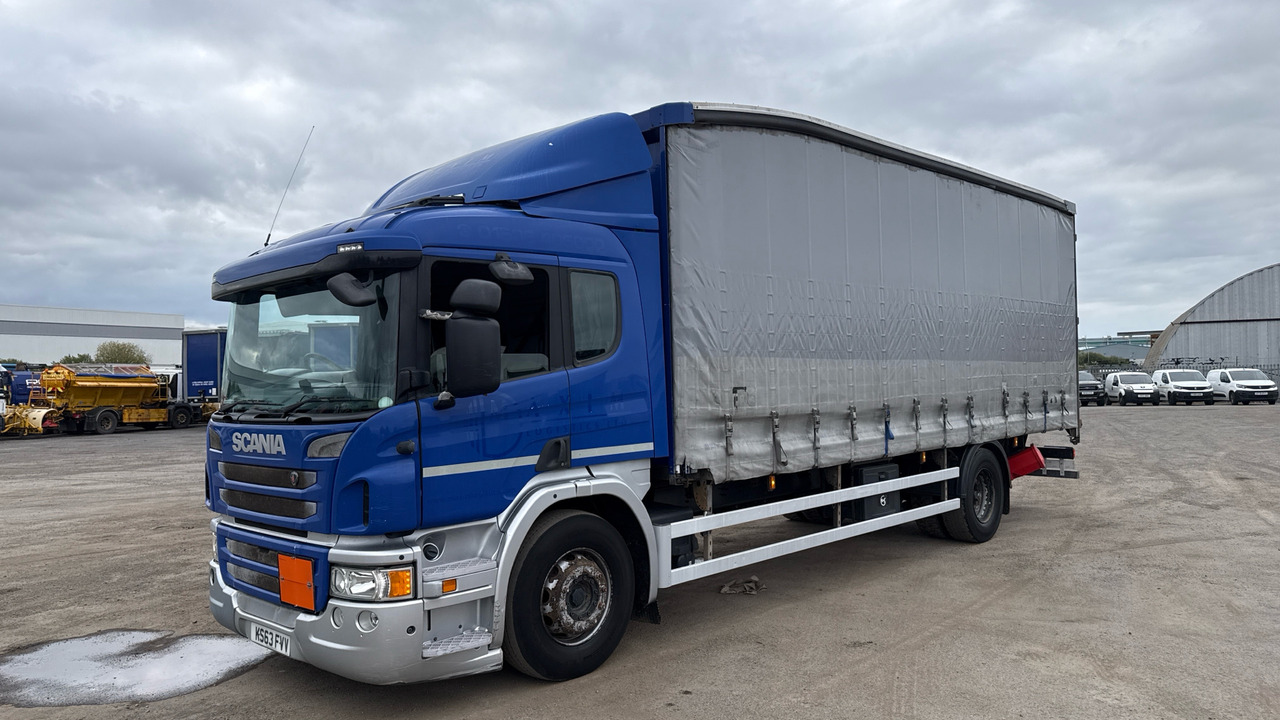 SCANIA P 230 - Kamion sa ceradom: slika 2 SCANIA P 230 - Kamion sa ceradom: slika 2
