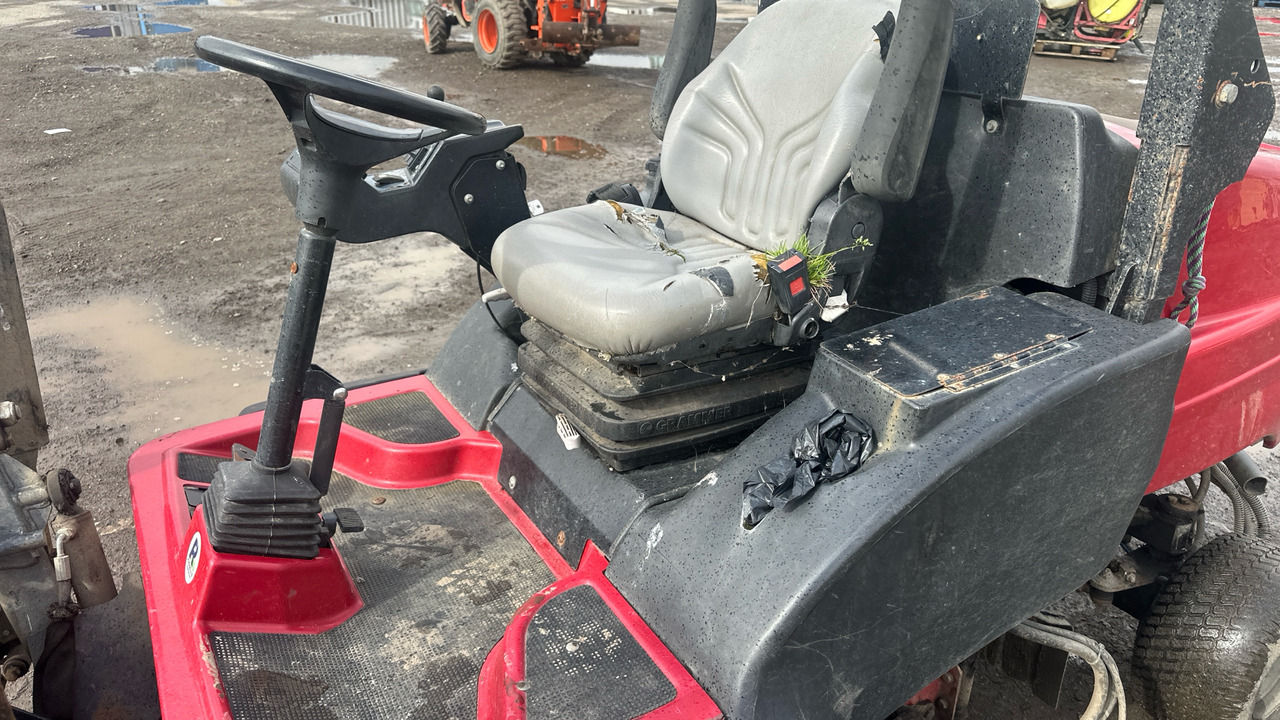 TORO LT3340 - Baštenska kosačica: slika 5 TORO LT3340 - Baštenska kosačica: slika 5