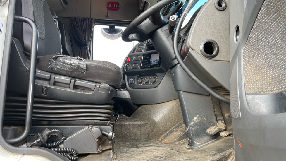 DAF XF 460 EURO 6 - Tegljač: slika 5 DAF XF 460 EURO 6 - Tegljač: slika 5
