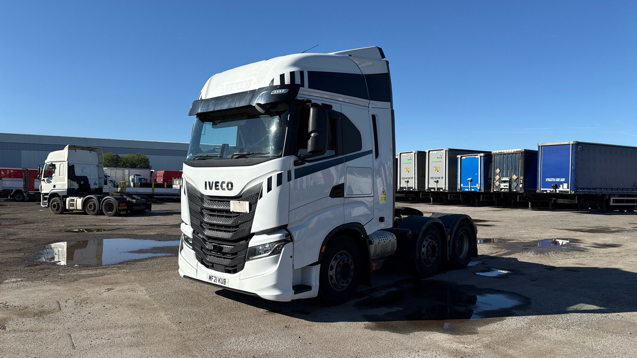 IVECO S-WAY 460 - Tegljač: slika 2 IVECO S-WAY 460 - Tegljač: slika 2
