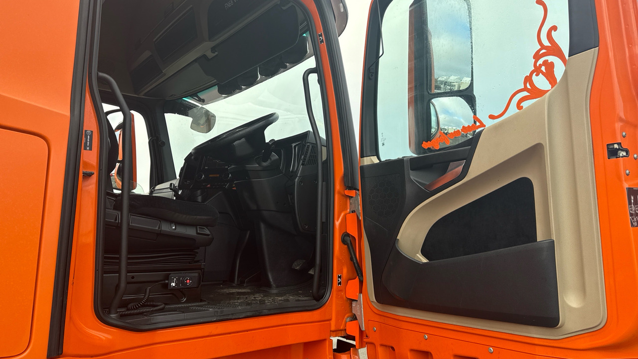 MERCEDES-BENZ ACTROS 1845 - Tegljač: slika 5 MERCEDES-BENZ ACTROS 1845 - Tegljač: slika 5