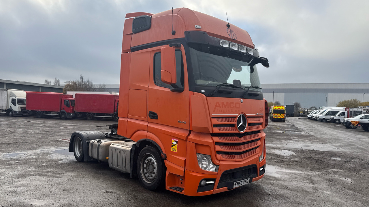 MERCEDES-BENZ ACTROS 1845 - Tegljač: slika 1 MERCEDES-BENZ ACTROS 1845 - Tegljač: slika 1