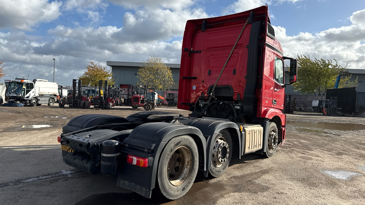 MERCEDES-BENZ ACTROS 2543 - Tegljač: slika 4 MERCEDES-BENZ ACTROS 2543 - Tegljač: slika 4