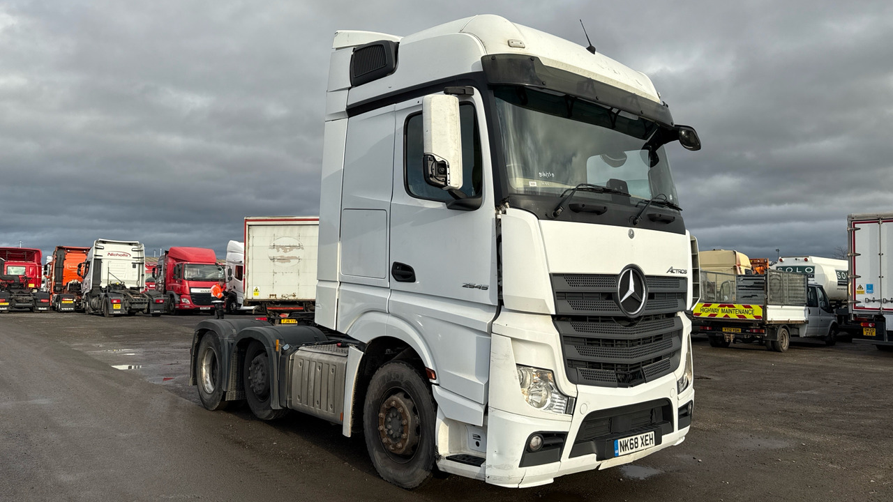 Mercedes-Benz Actros 2545 - Tegljač: slika 1 Mercedes-Benz Actros 2545 - Tegljač: slika 1