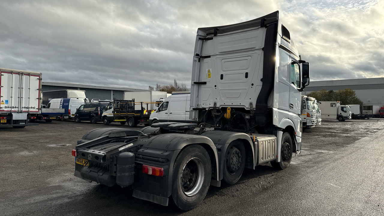 Mercedes-Benz Actros 2545 - Tegljač: slika 4 Mercedes-Benz Actros 2545 - Tegljač: slika 4
